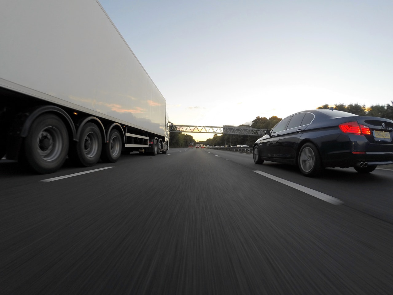 prevent-truck-accidents-keep-the-road-safe